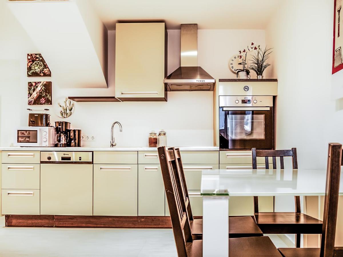 Apartamento Wohnen Im Herzen Von Wien Budget Exterior foto